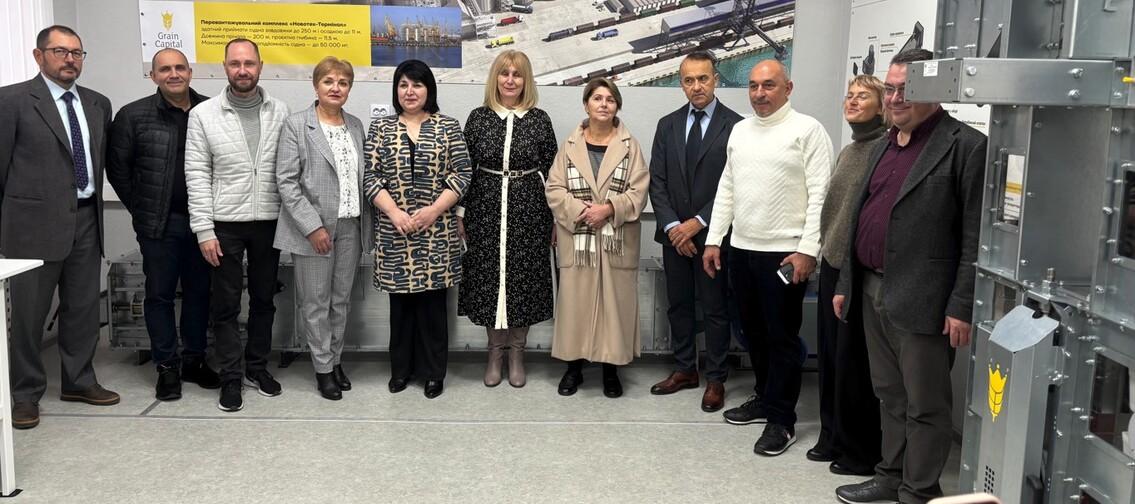 vidkrittya-laboratoriji-robototehniki-zernova-stolicya-ta-ontu-gotuyut-inzheneriv