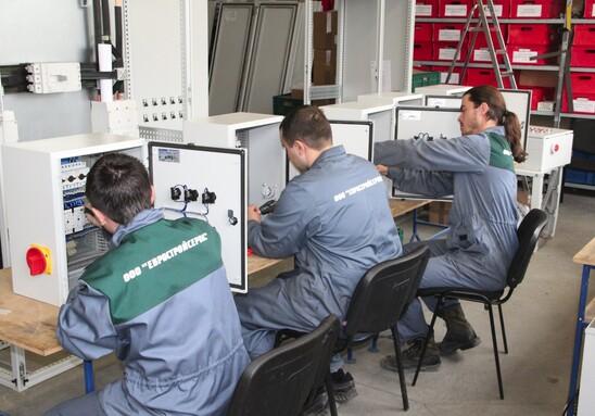 vigotovlennya-shchitiv-elektrosilovogo-upravlinnya-elevatora-tov-ukragroliz