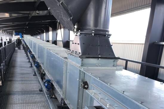 Лінія скребкових конвеєрів на елеваторі: автоматизована система транспортування зерна